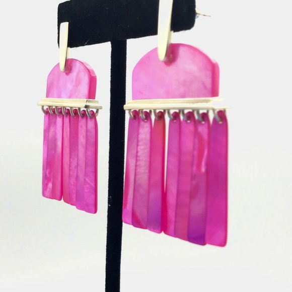 🎉2 x HP!🎉 KENDRA SCOTT Magenta Layne Earrings - Picture 3 of 11